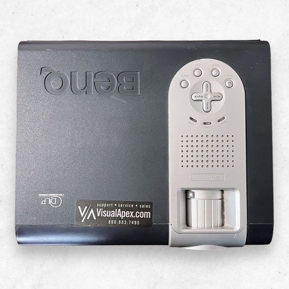 BenQ PB6200 Home/Office Theatre Projector With Power Cable NOT WORKING‎ Turns On - Picture 6 of 10